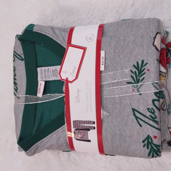 Disney Other - DISNEY CHRISTMAS PAJAMA SET.